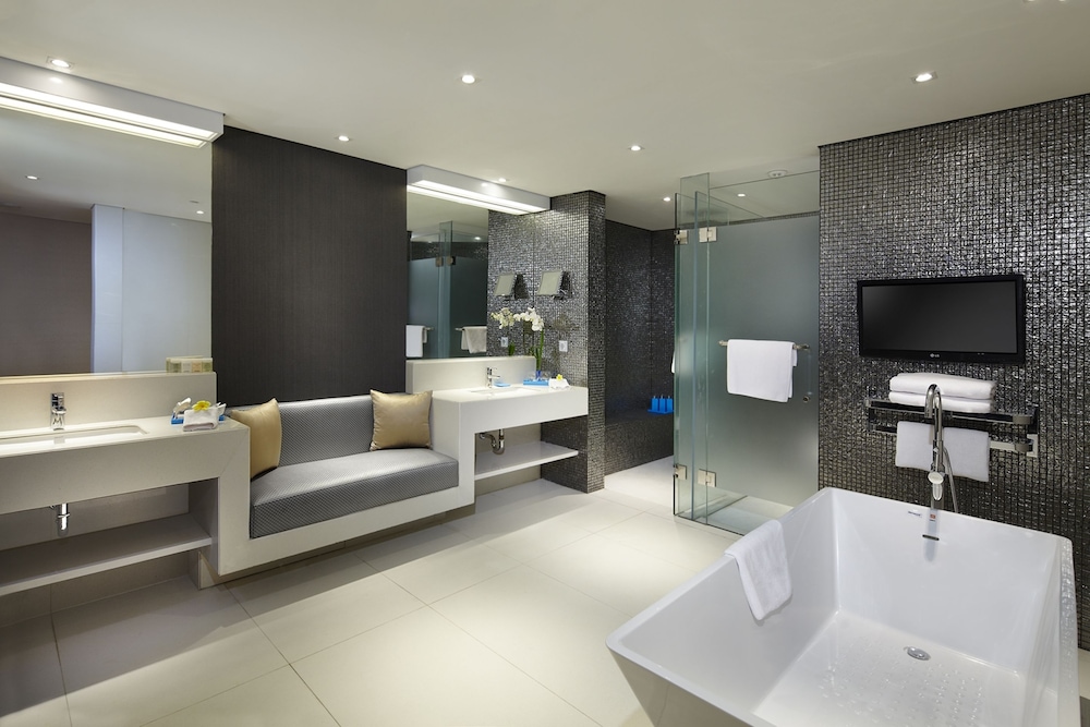 Double-Six Luxury Hotel Seminyak 51/59