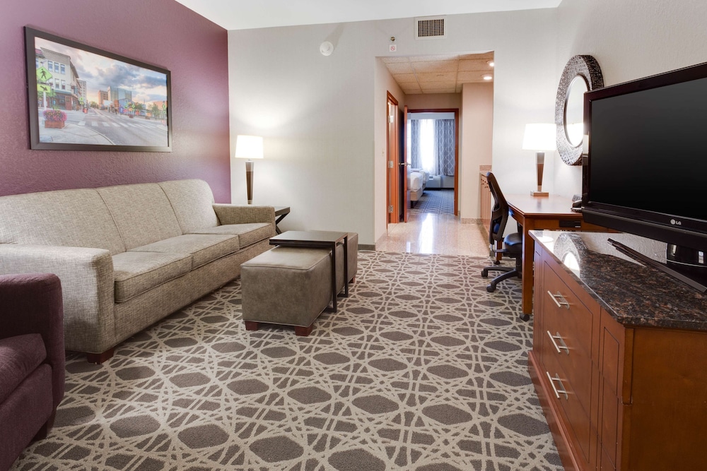 Drury Inn and Suites Middletown Franklin 26/35