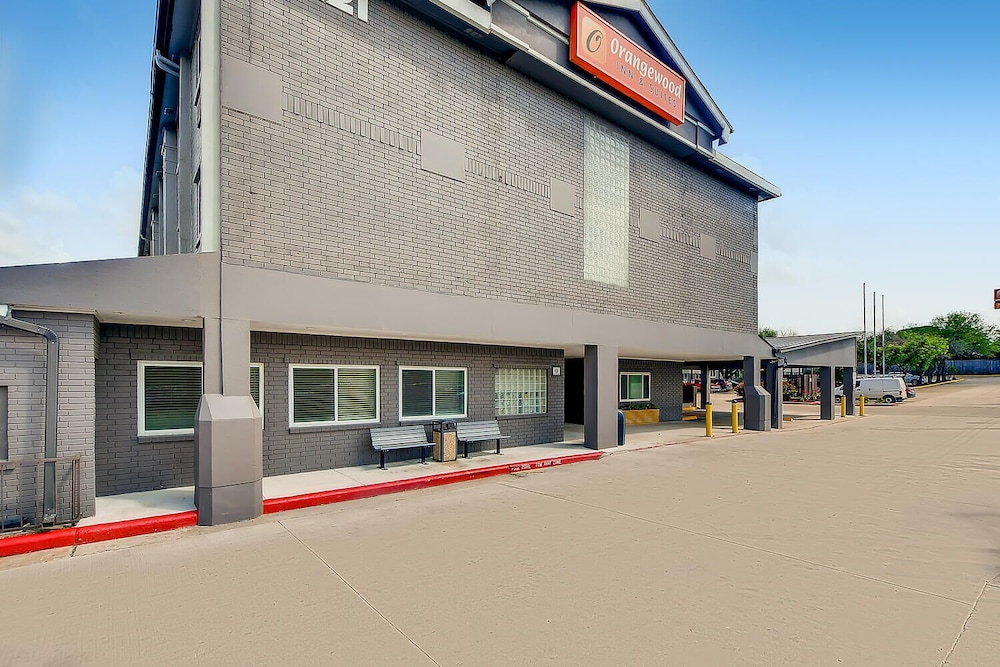 Orangewood Inn Suites Midtown 4/58