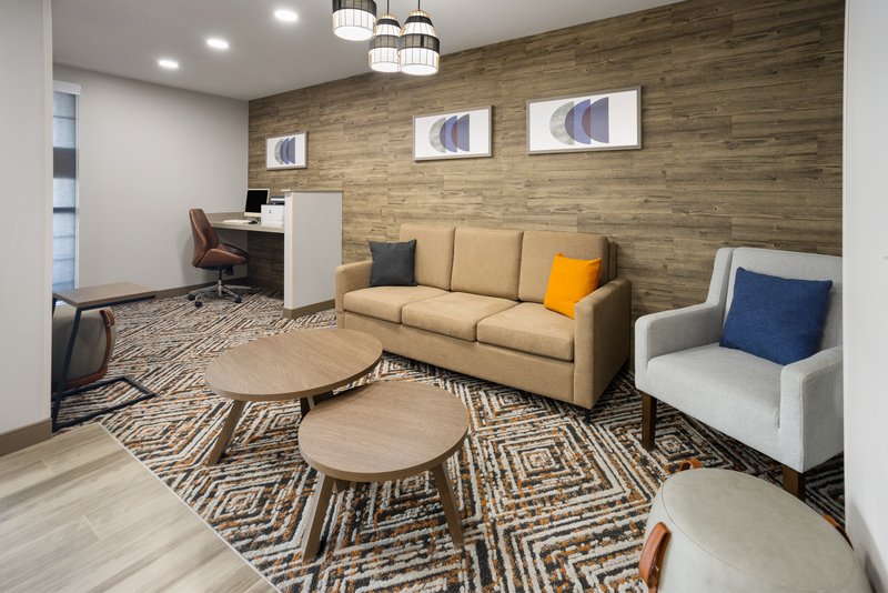 Candlewood Suites Williamsport 48/77