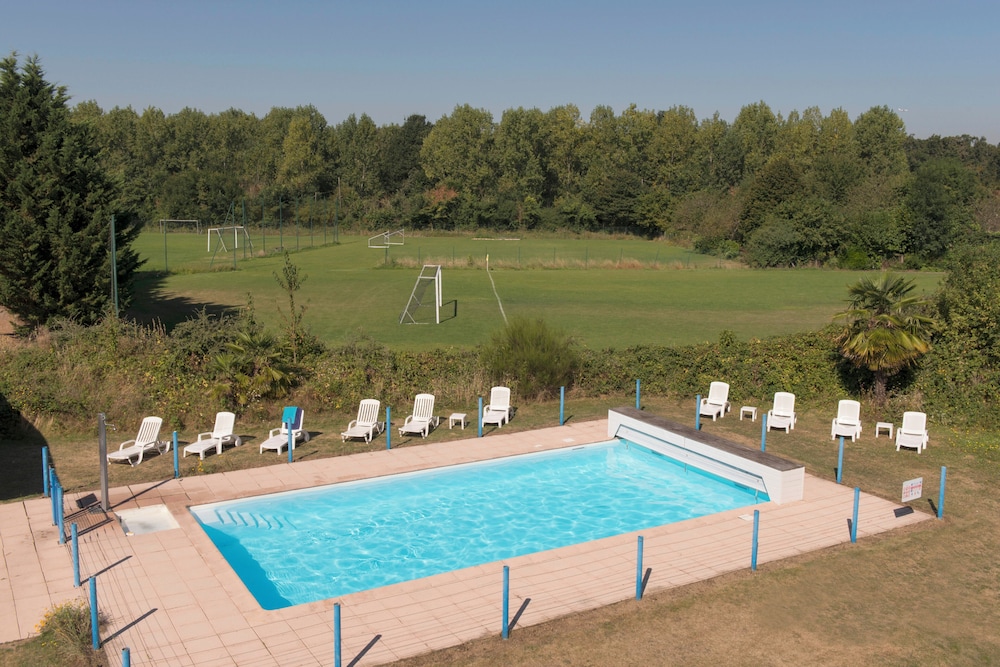 Espace Leonard De Vinci 25/50