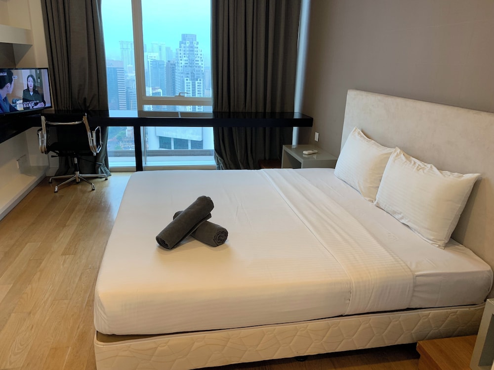 Platinum Service Suites KLCC 22/50