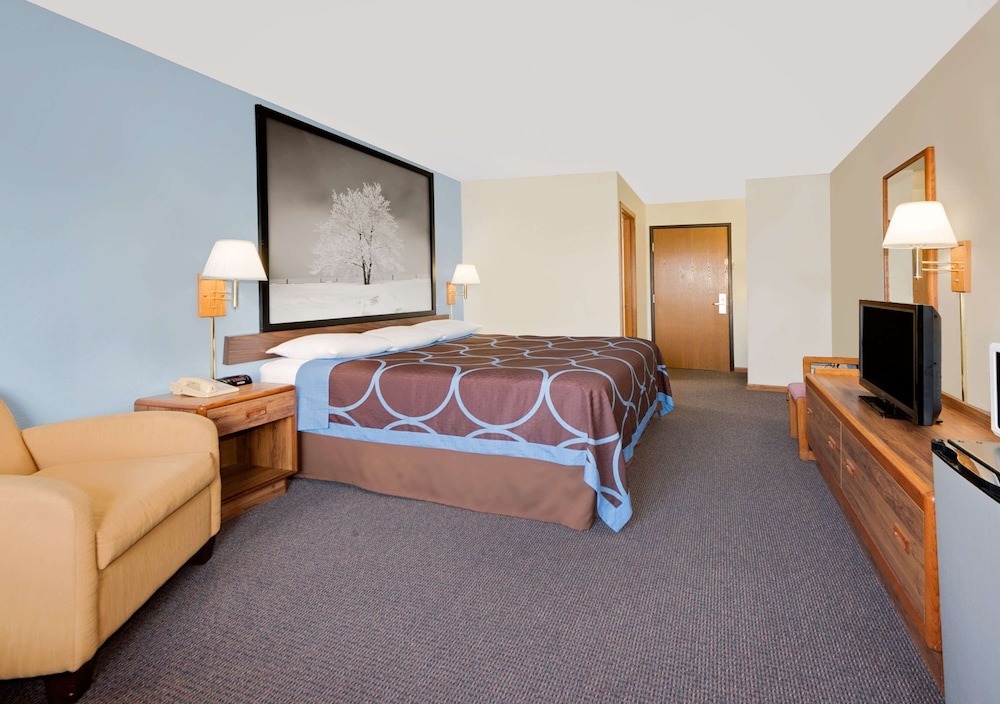 Super 8 by Wyndham Centerville 14/36