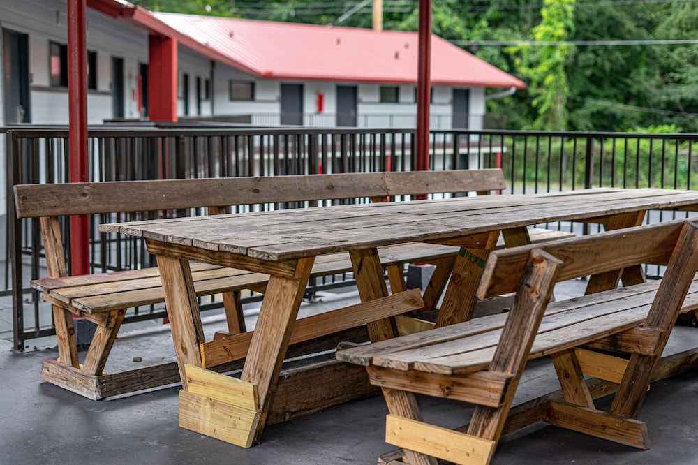 Bear Creek Inn Gatlinburg 22/41