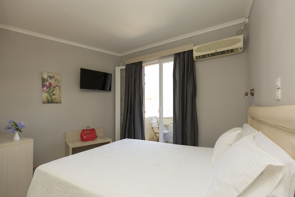 Virginia Hotel 4/50