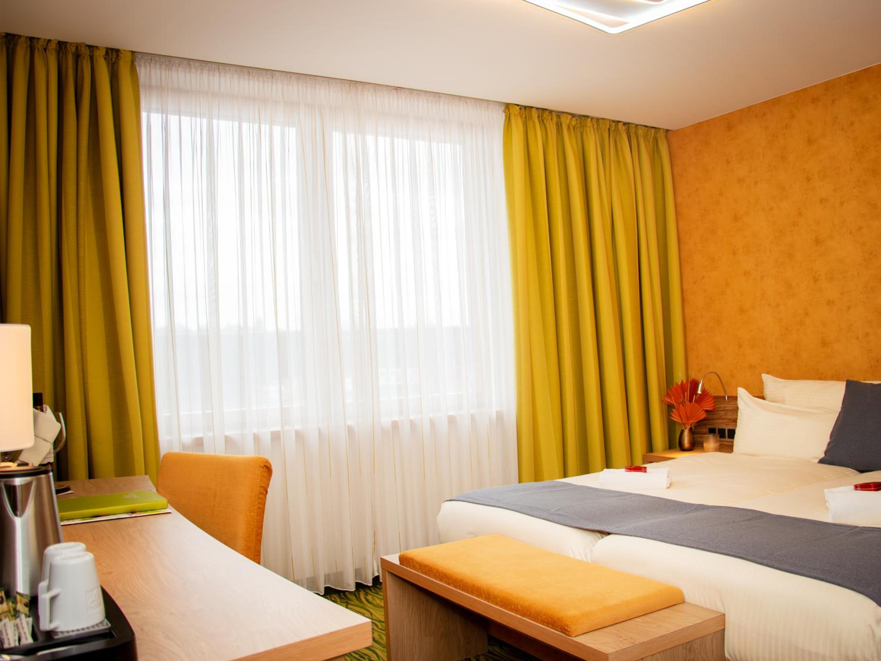 غرفة كومفورت بسرير كينج، Hotel Bildungsblick 2/4