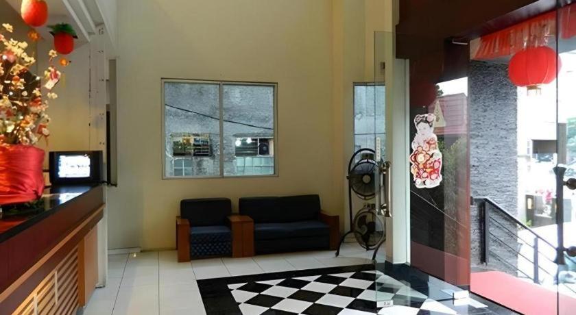 Hotel Bintang Solo 36/50