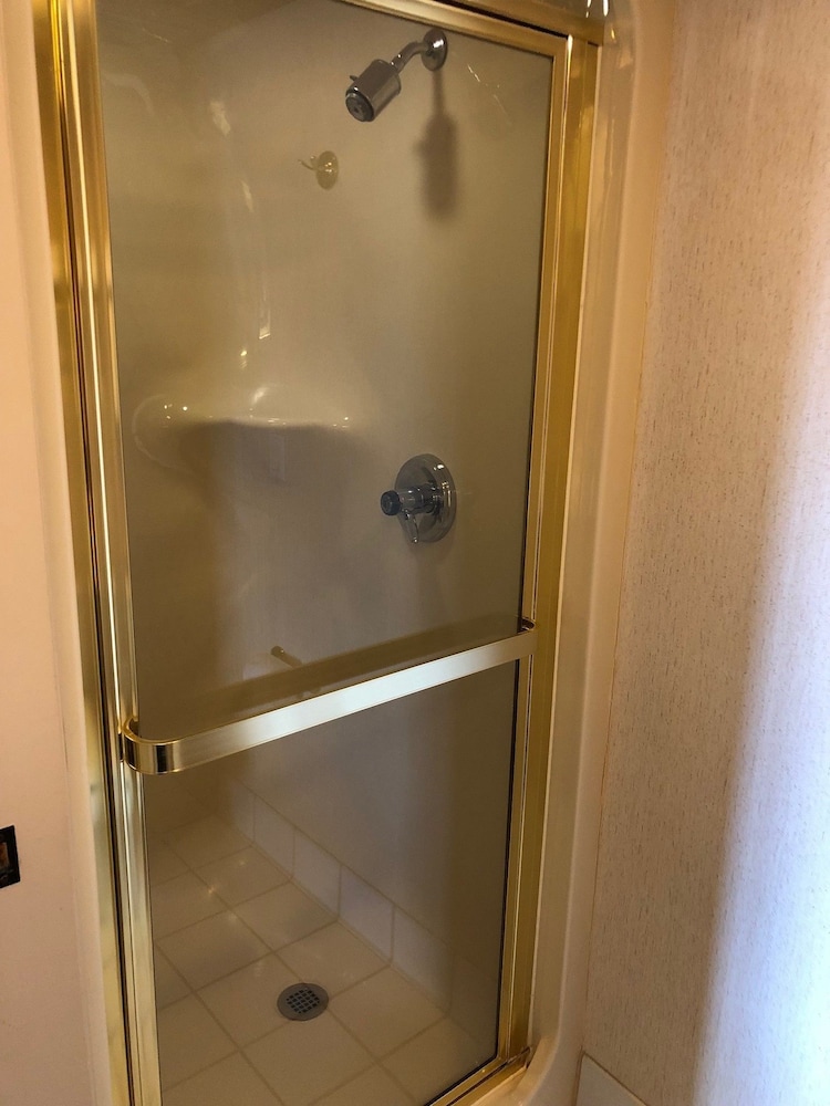 Willow Creek Inn 25/50
