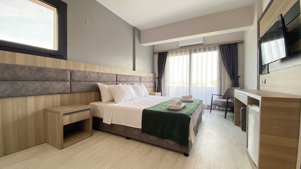 Medos hotel 16/56