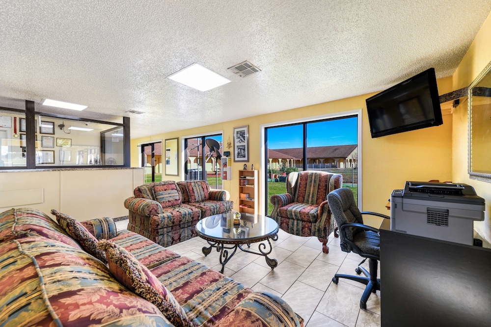 Americas Best Value Inn 29/40