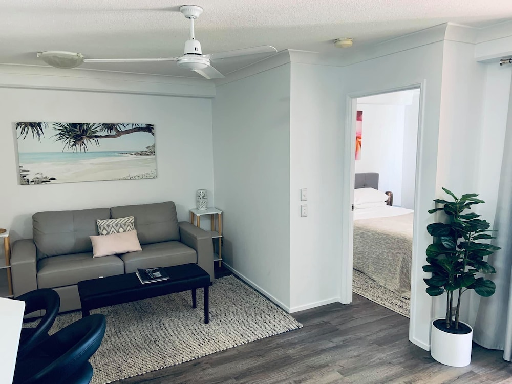 Aruba Surf Resort 30/69