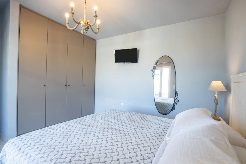 Elaia Villas 14/72