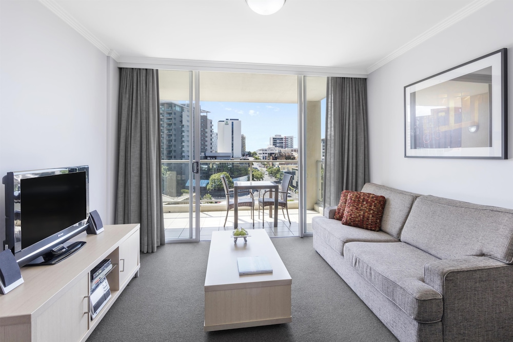 Oaks Brisbane Lexicon Suites 20/37