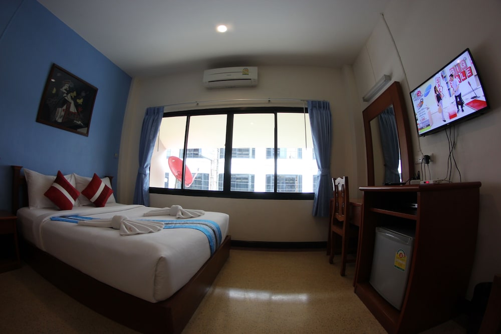 My Place At Surat Hotel 14/63