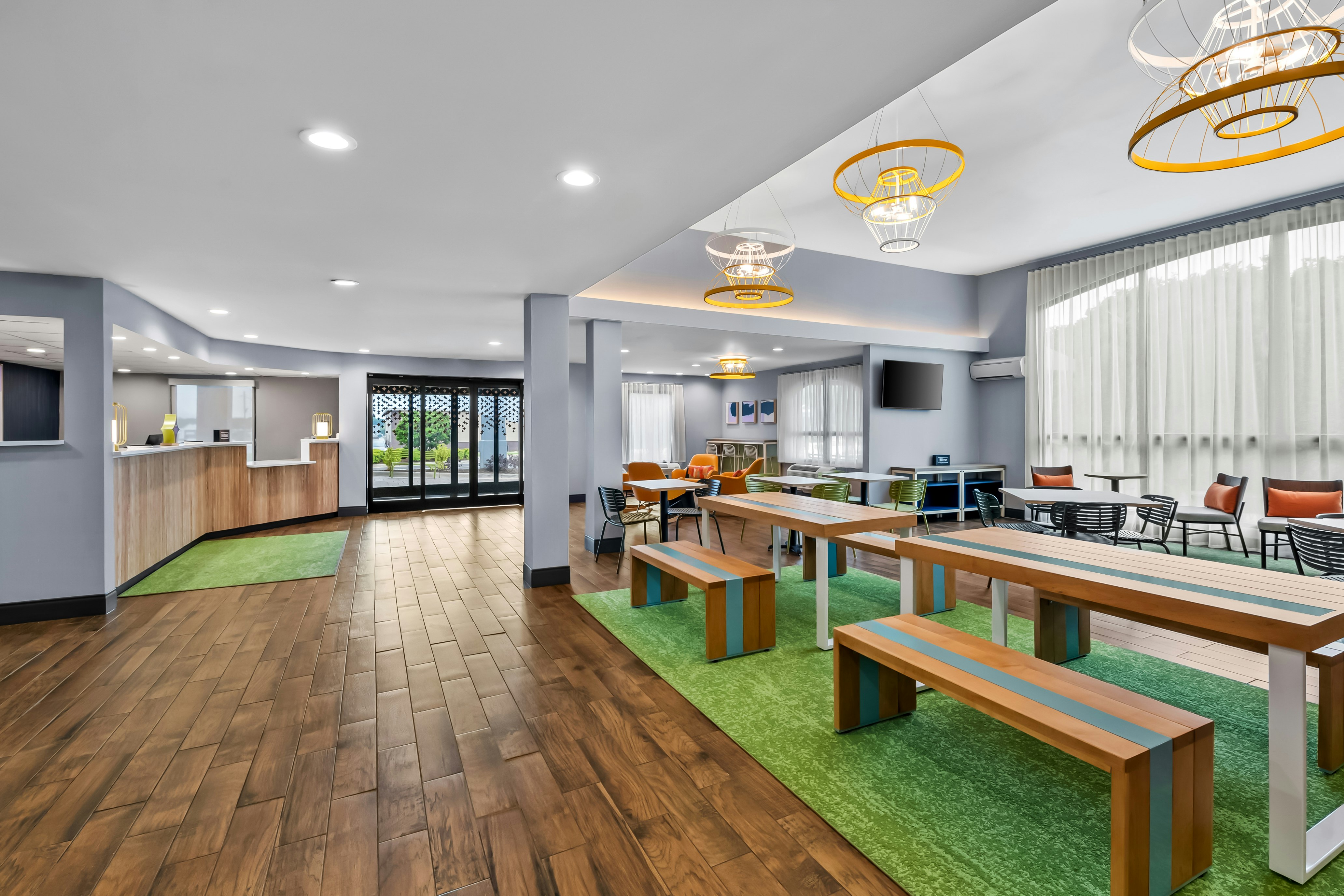 Spark by Hilton Spring Lake Fayetteville 18/30