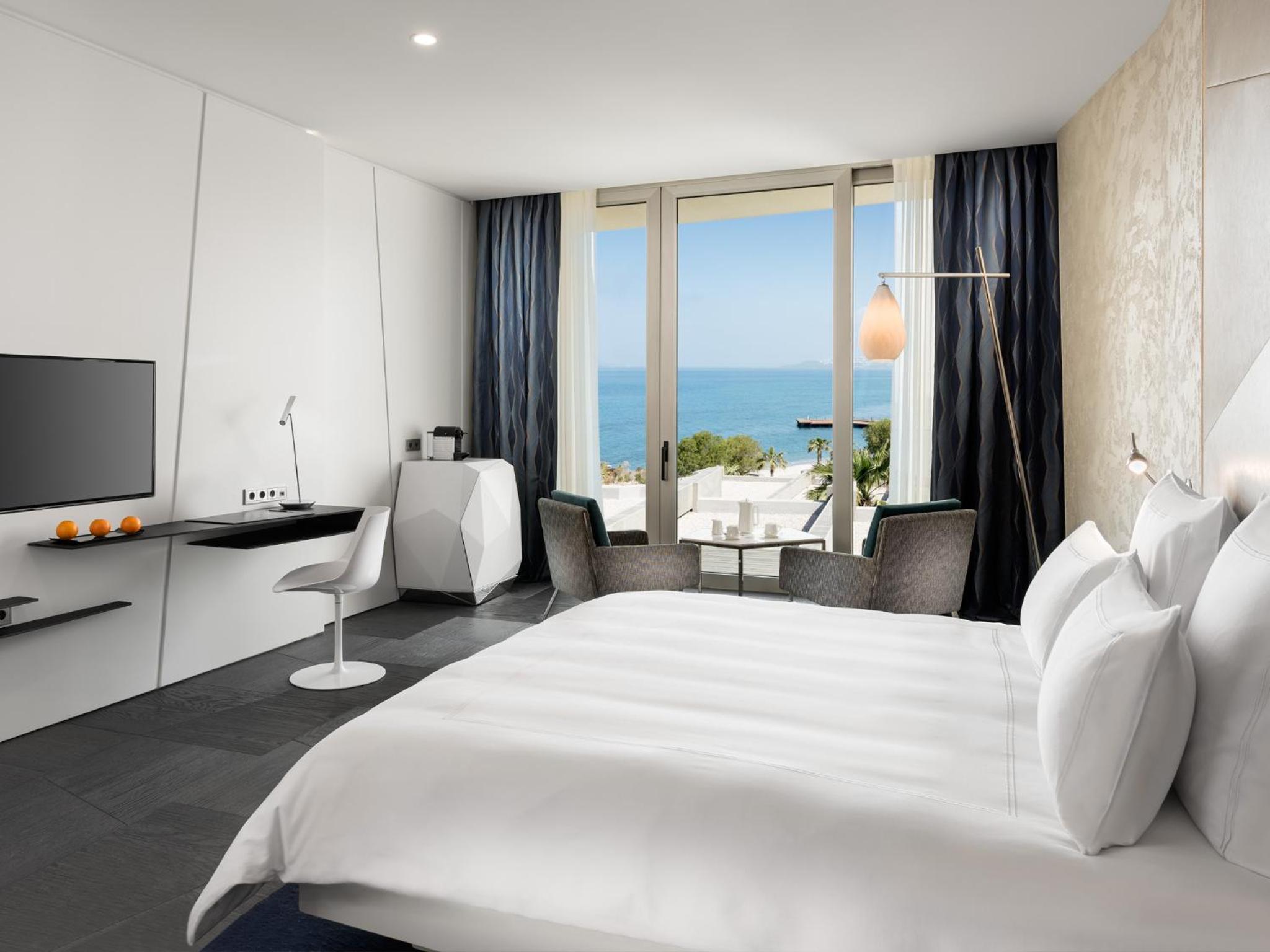 Swiss Select Sea View-