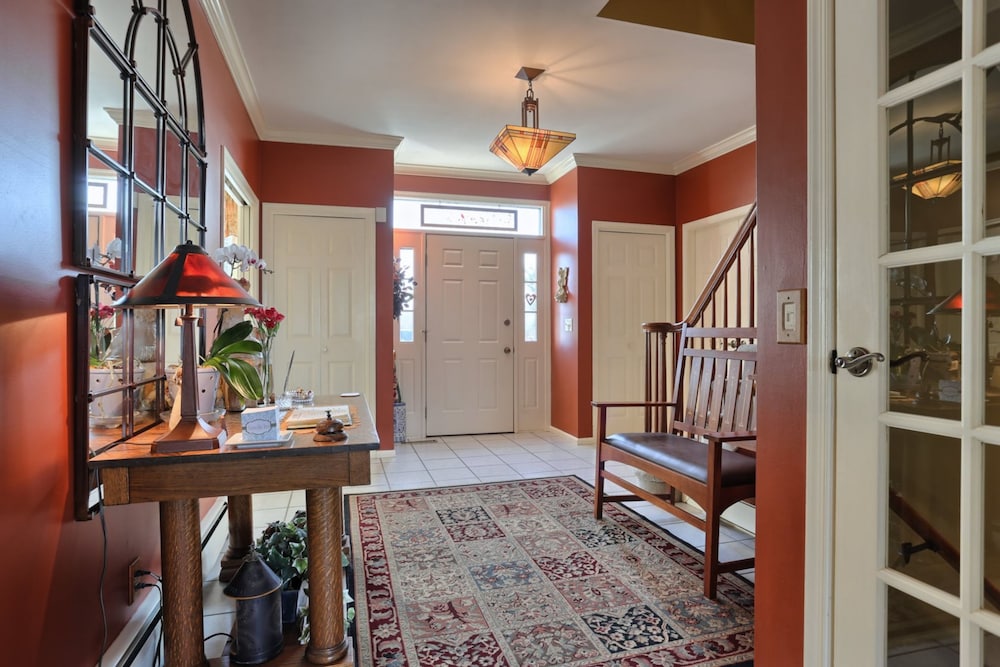 Annville Inn Bed and Breakfast 7/50