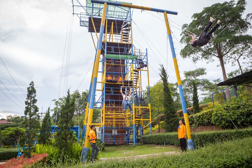 Phukaew Resort & Adventure Park 67/76