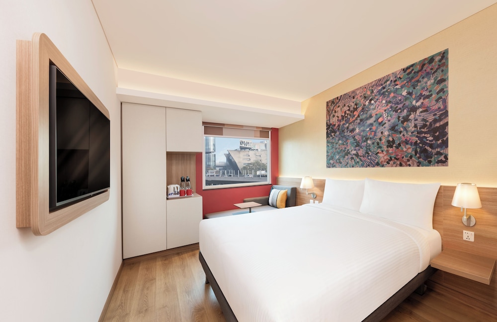 Ibis Mumbai BKC 30/75