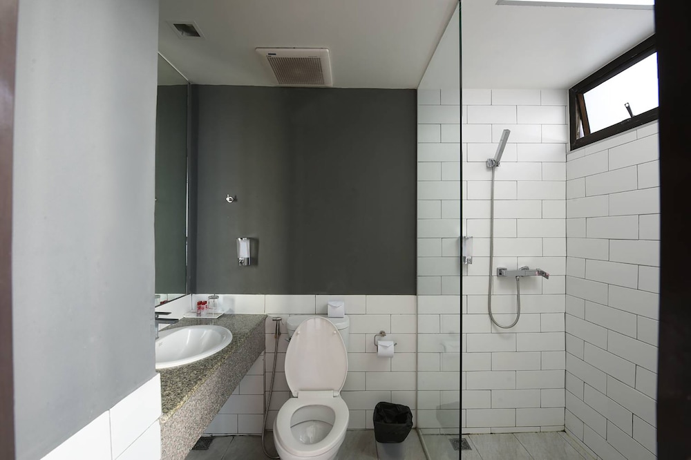 Ruamchitt Plaza Hotel 22/59