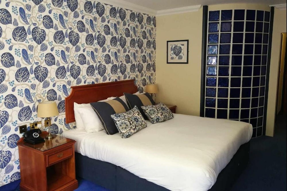 PENVENTON PARK HOTEL 10/42