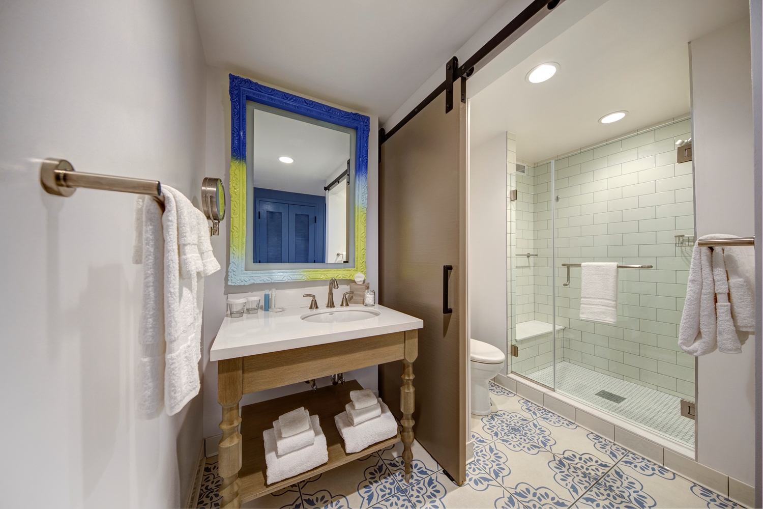 Universal's Loews Sapphire Falls Resort 20/21