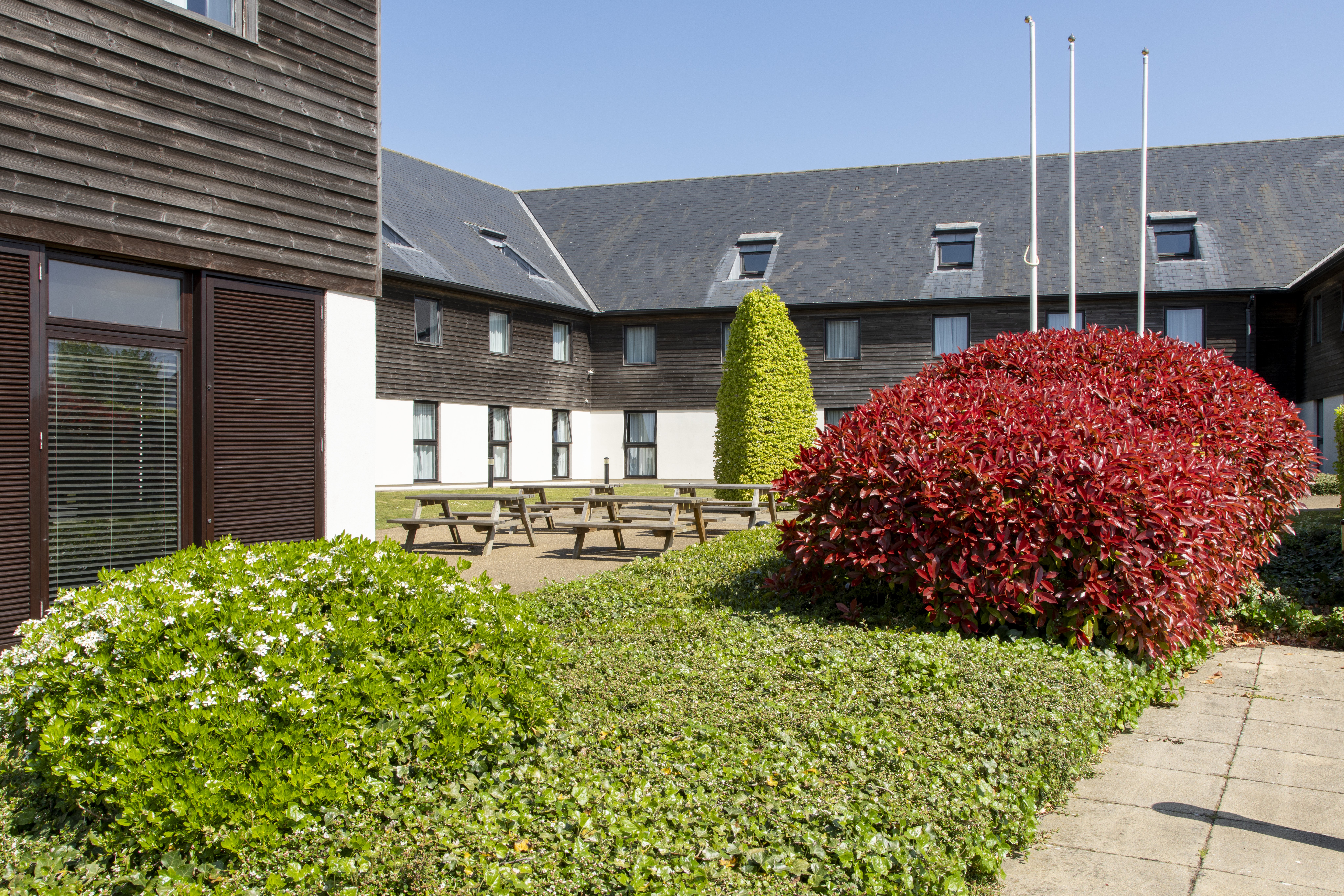 Holiday Inn Express London Epsom Downs 65/69