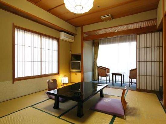 Japanese, Casual
