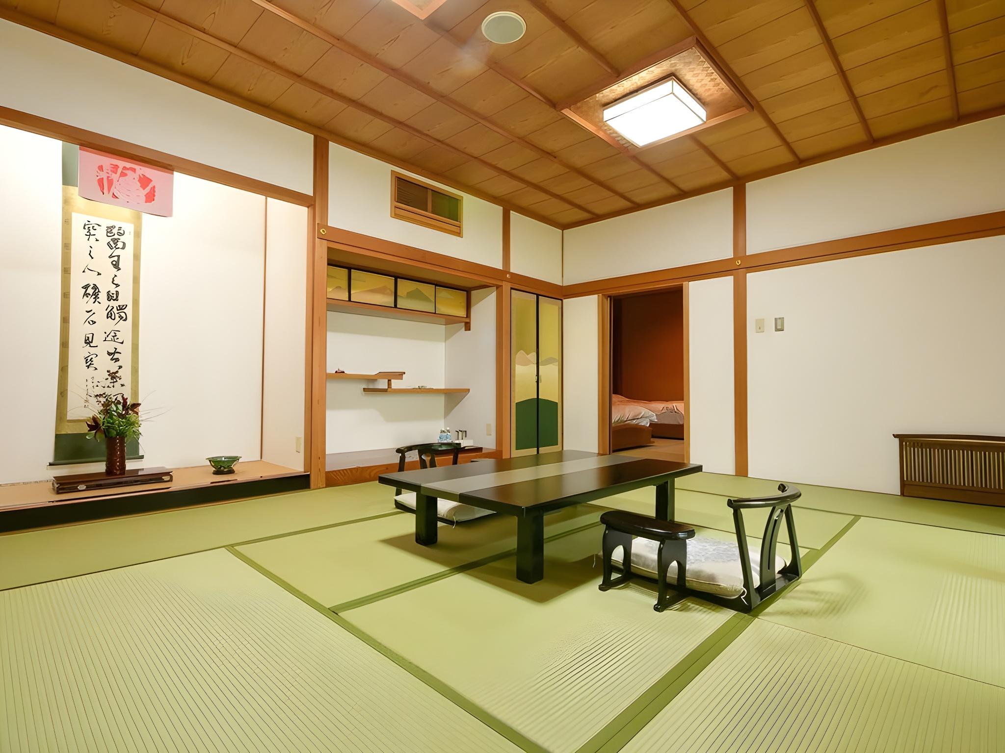 Japanese Western, Executive, New Wing