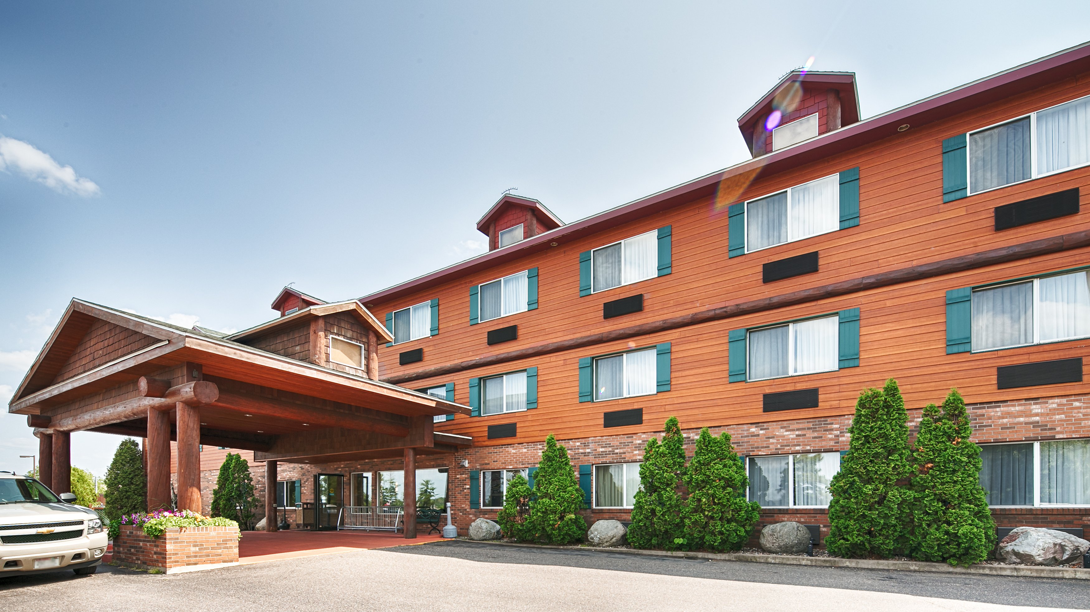 Best Western Plus Concord Inn 4/75