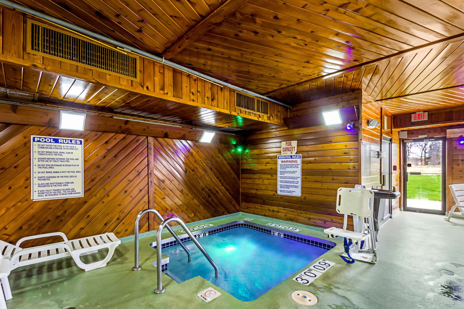 swimming pool spa
