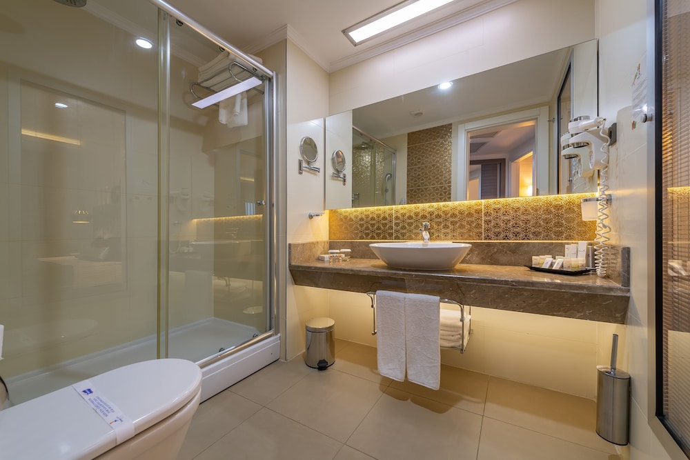 Kirman Hotels Belazur Resort and Spa 25/68