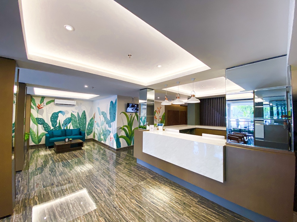 Lun Hotel Manado 3/26