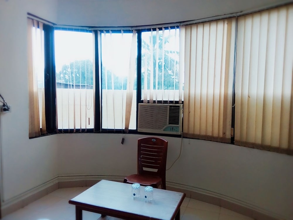Hotel Sai Samrat Inn 25/32