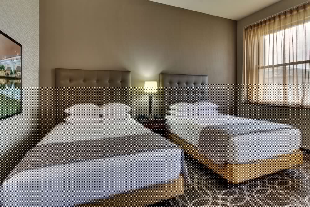 Drury Plaza Hotel Cleveland Downtown 10/50