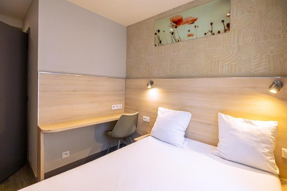 Hotel Aix Europe 9/50