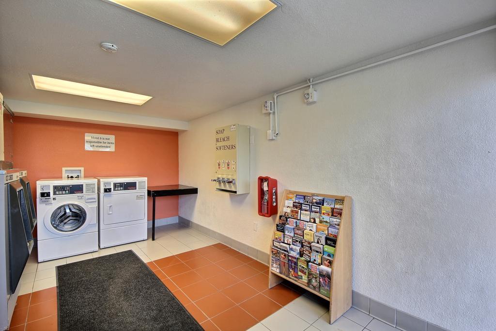 Motel 6 South Padre Island 7/33