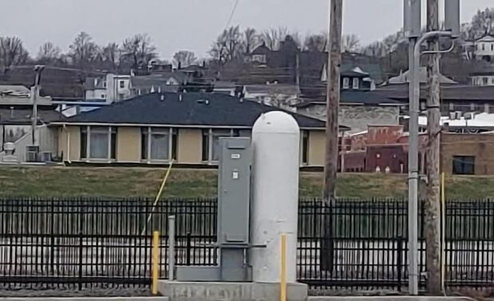 Riverside Inn 4/60