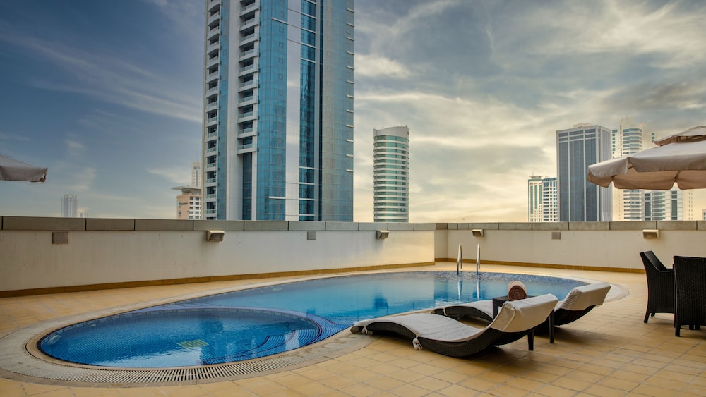 S Hotel Bahrain 44/50