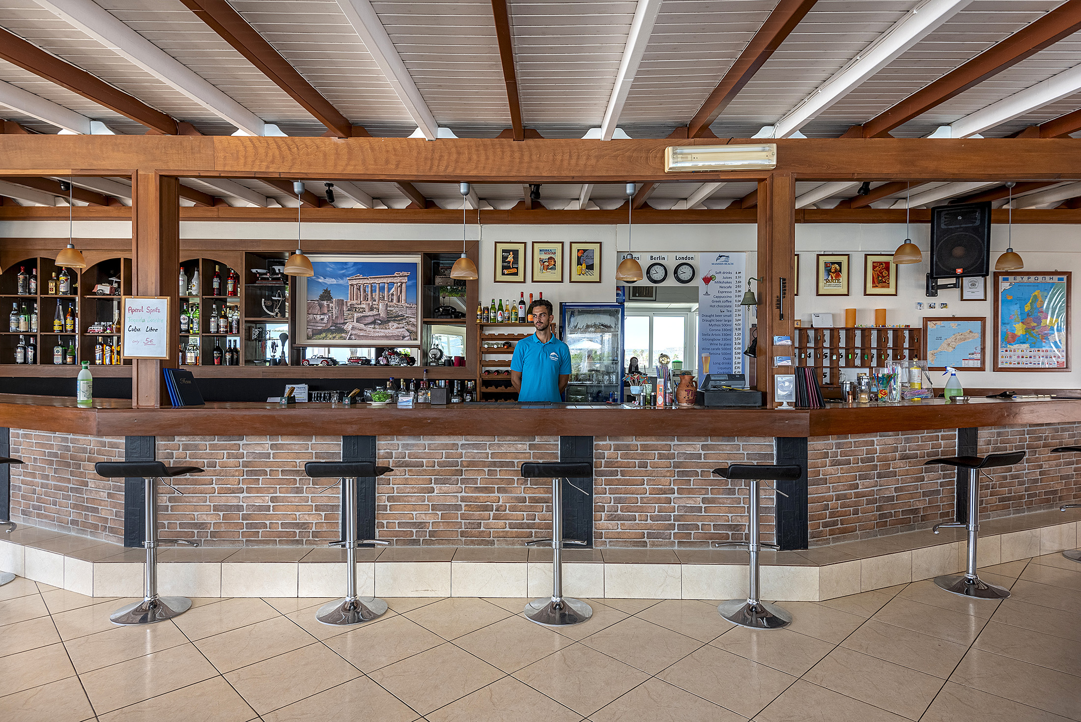 Mammis Beach Hotel 46/63