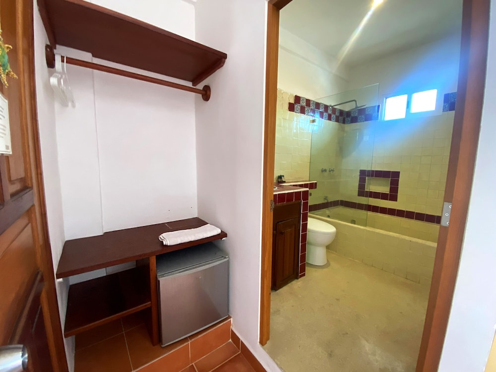Zihil Ha Hotel 27/29