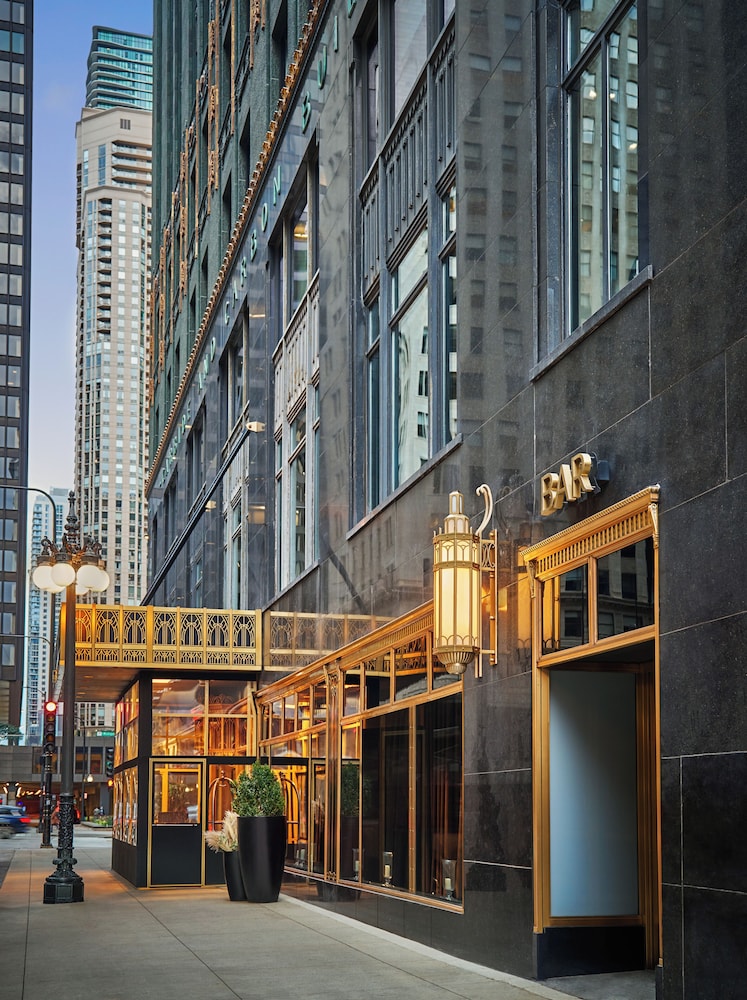 Pendry Chicago 72/76