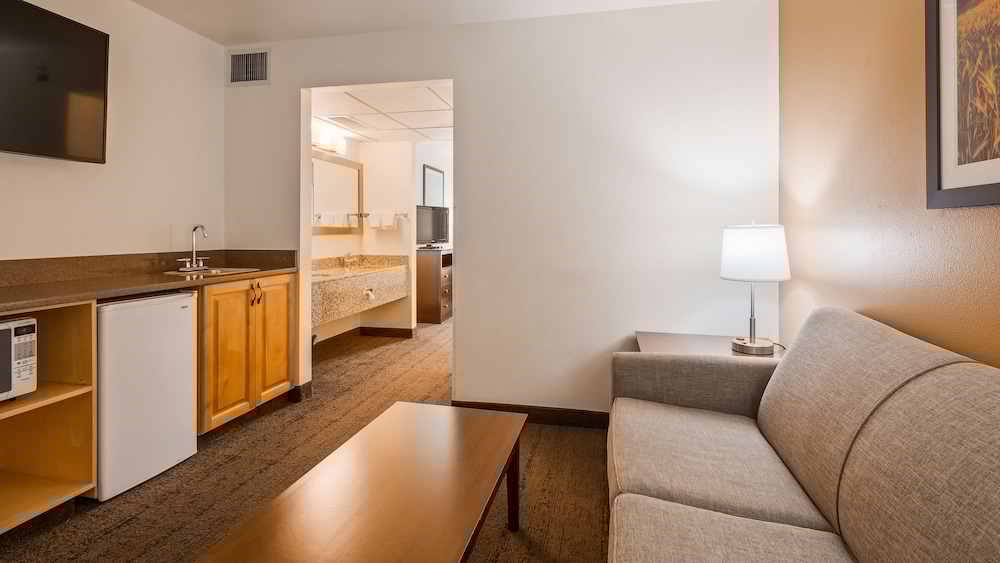 Best Western Yellowstone Crossing 29/43