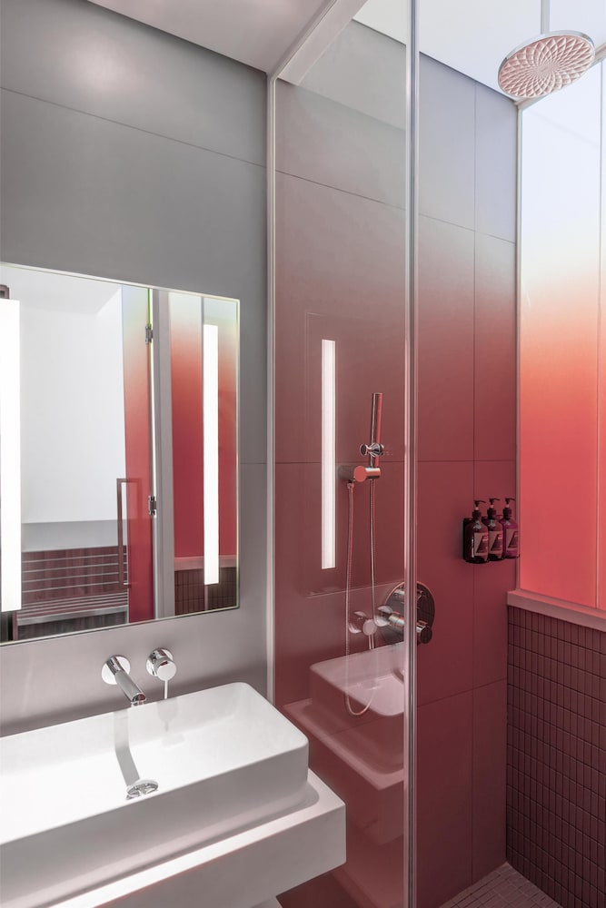 Wink Hotel Da Nang Centre 50/50