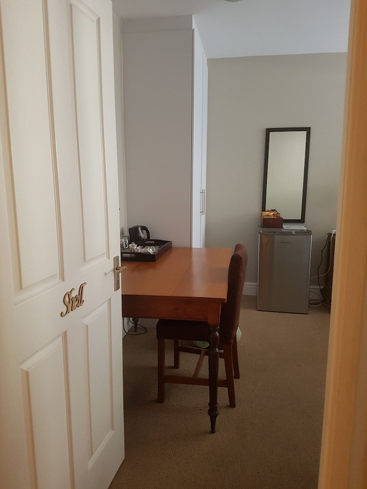 Melkbosch Guesthouse 32/50