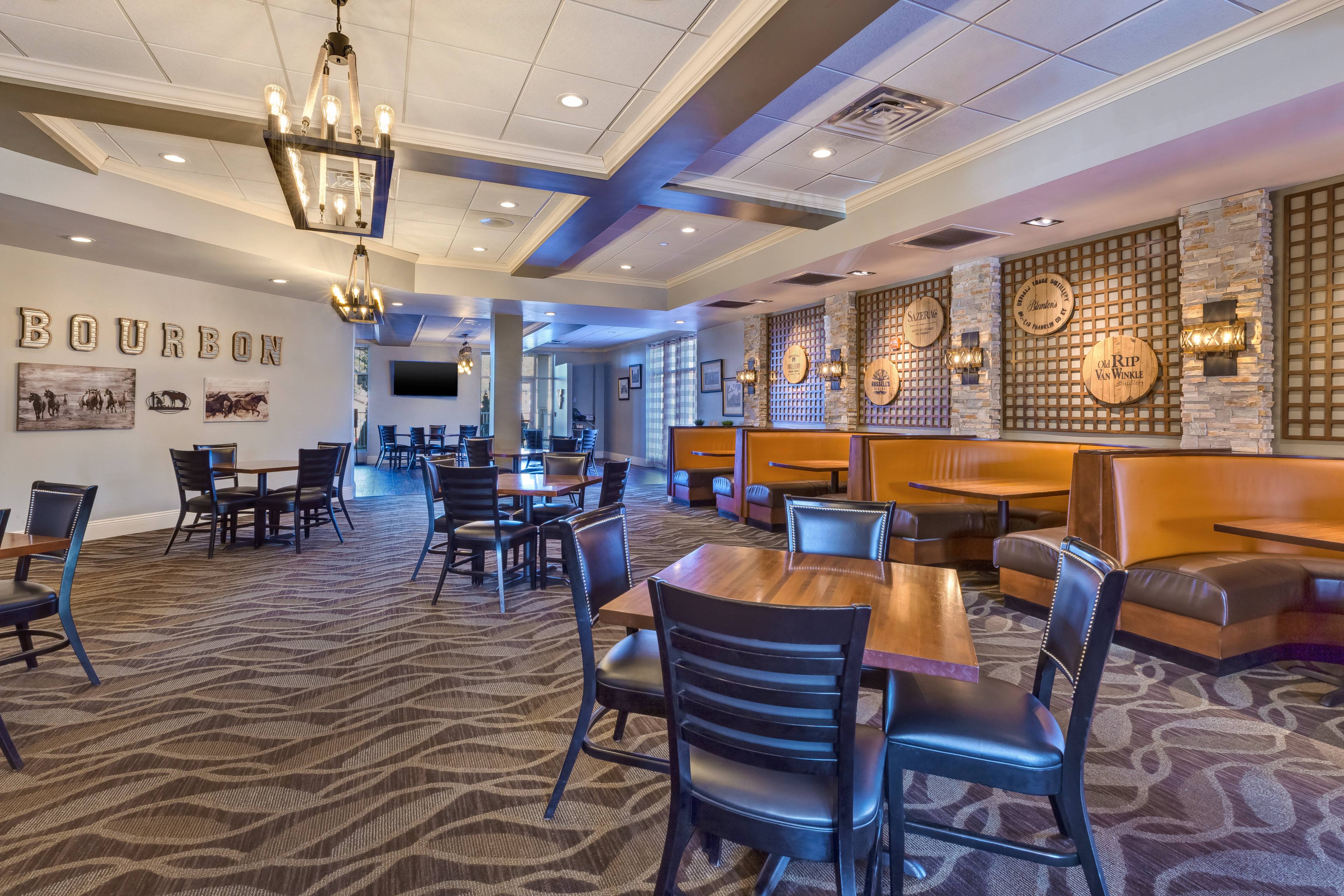 HOLIDAY INN MORGANTOWN UNIVERSITY AREA 30/41