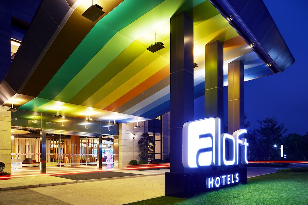 Aloft Dongguan Dynamic Town 4/48