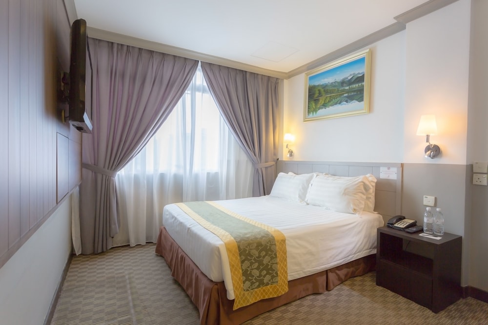 Hallmark Hotel Leisure 15/37
