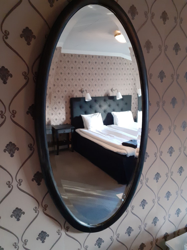 Hotell S:t Olof 6/42