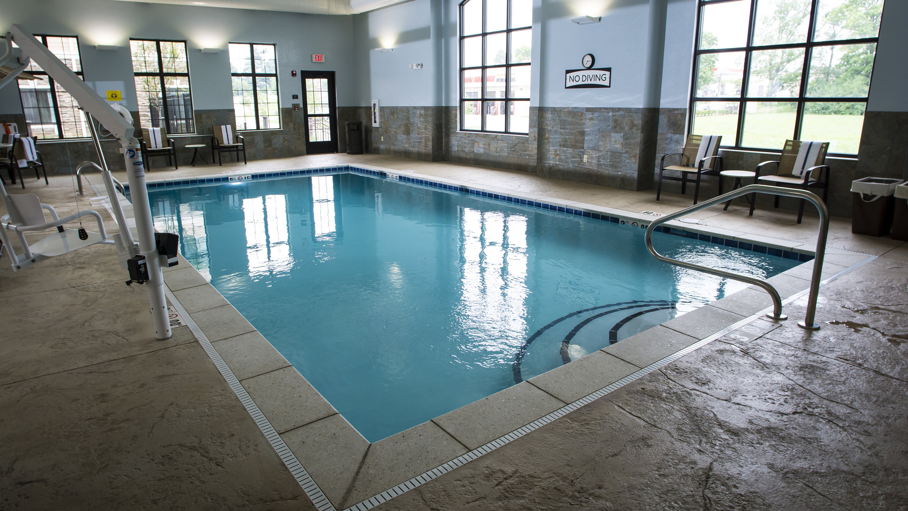 STAYBRIDGE SUITES LEXINGTON 24/55